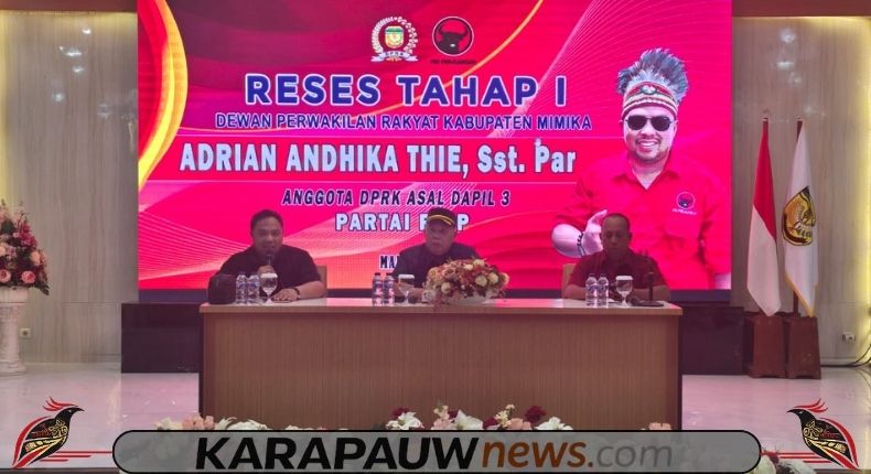 Anggota DPRK Mimika, Adrian Andhika Thie,Sst.Par, saat menggelar Reses Tahap I Tahun 2026 di Kelurahan Koperapoka, Distrik Mimika Baru, Kabupaten Mimika, Papua Tengah, Jumat (13/3/2026) (Foto: karapauwnews.com)