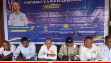 Panitia Pemilihan Ketua Kadin Kabupaten Mimika saat menggelar konferensi pers, di Sekretariat Panitia Mukab Kadin Kabupaten Mimika, di Hotel Grand Tembaga Timika, Kamis (4/6/2026) (karpauwnews.com/Foto: Kadin Kabupaten Mimika)