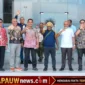 Menteri Hak Asasi Manusia Republik Indonesia, Natalius Pigai, saat tiba di Nabire, Minggu (16/8/2026) (karapauwnews.com/Foto: Humas Pemprov Papua Tengah)