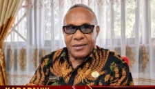 Plh. Kepala Dinas Kesehatan Kabupaten Mimika, Marselino Mameyau (karapauwnews.com/Foto: YACP)