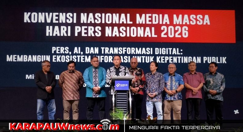 Foto bersama saat Deklarasi Pers Nasional 2026, Minggu (8/2/2026) (karapauwnews.com/Foto Dewan Pers)