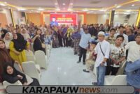 Anggota DPRP Papua Tengah, Yohanes Felix Helyanan,S.E, saat menggelar Reses Tahap I Tahun 2026 di Kelurahan Koperapoka, Distrik Mimika Baru, Kabupaten Mimika, Papua Tengah, Jumat (13/3/2026) (Foto: karapauwnews.com)